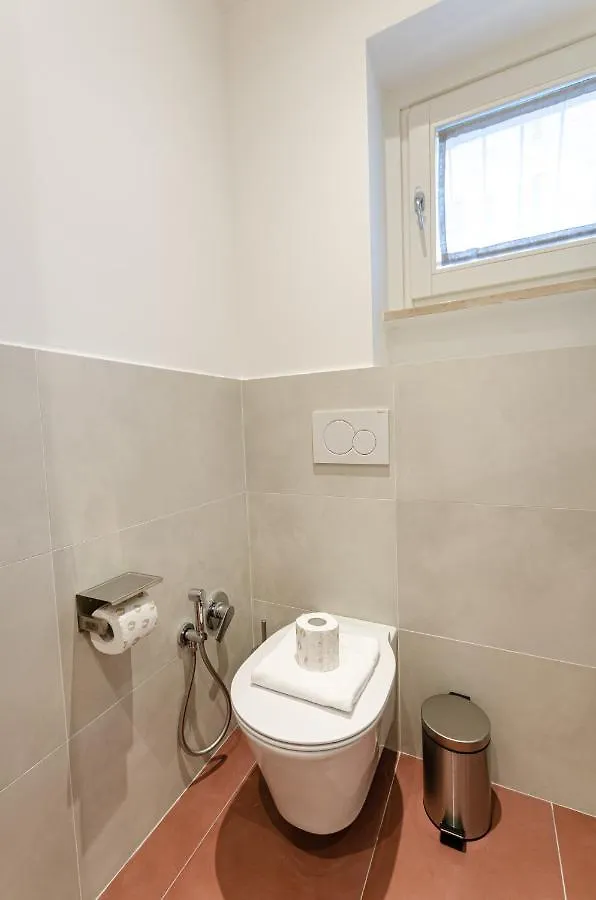 Velasquez Apartments - B - San Siro Μιλάνο 0*,  Ιταλία