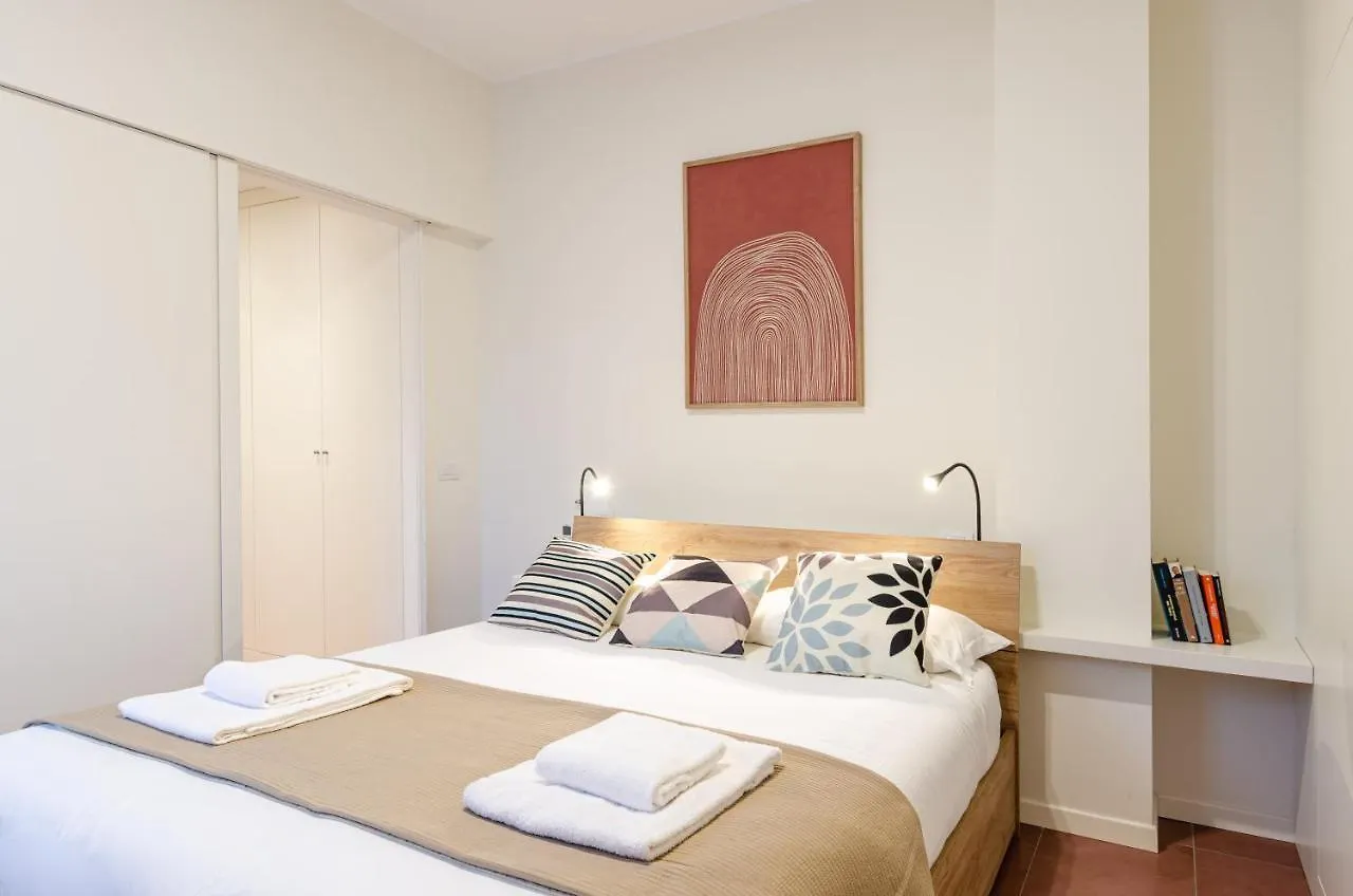 Velasquez Apartments - B - San Siro Μιλάνο 0*,  Ιταλία
